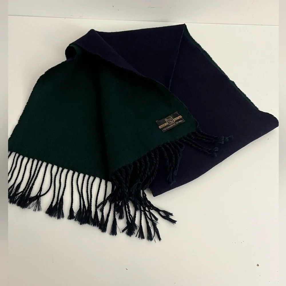 Vintage Begg of Ayr Scotland Cashmere Wool Blend Scarf – Green & Navy Fringe
